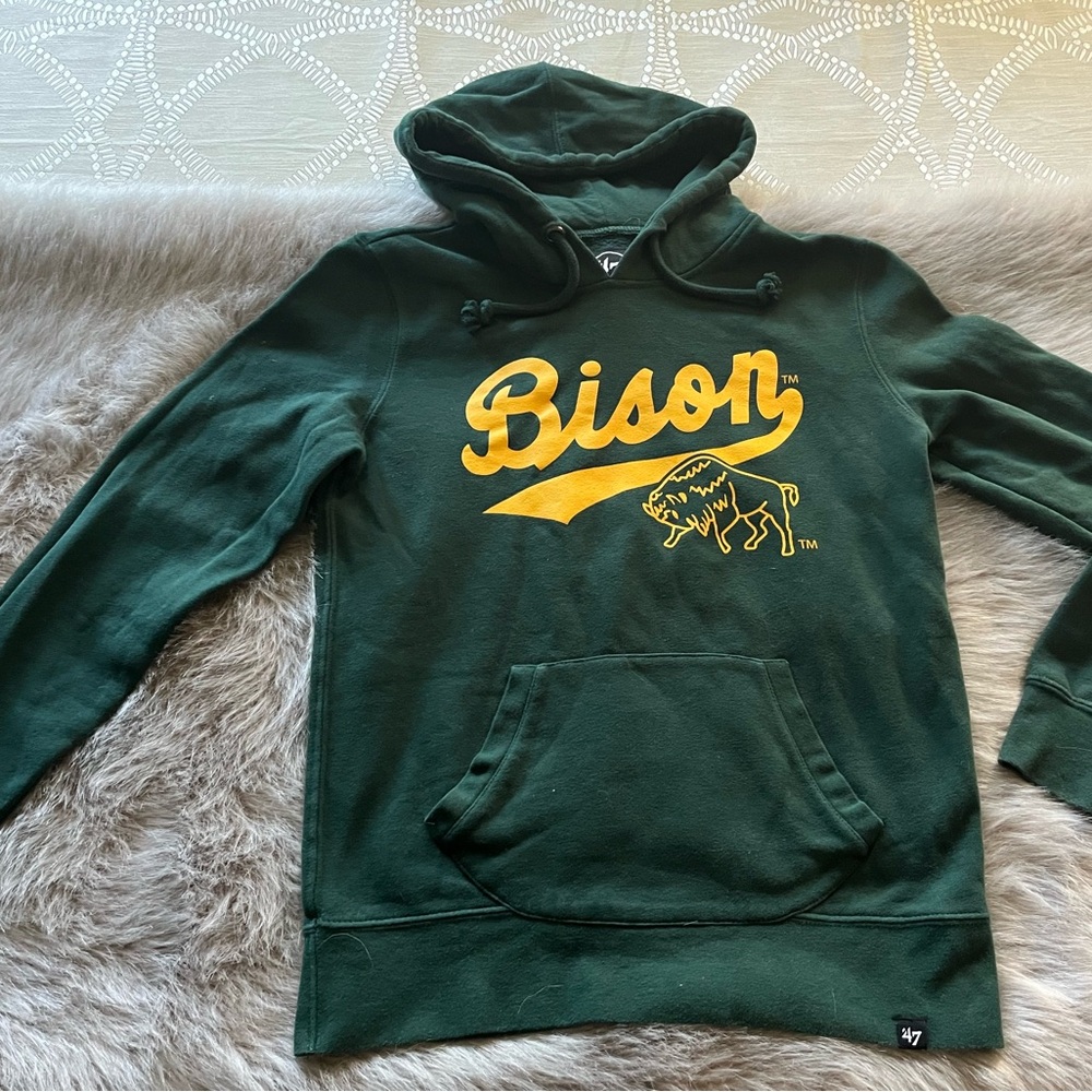 NDSU Bison green hoodie sweatshirt, ladies medium